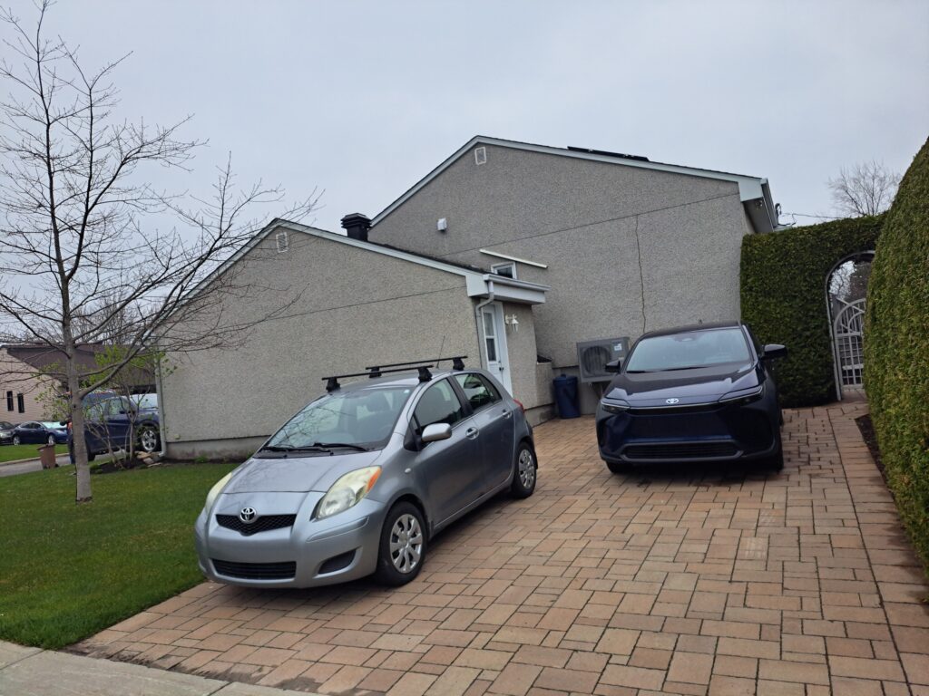 Mur extérieur en agrégat avant les travaux d’infiltration à Blainville